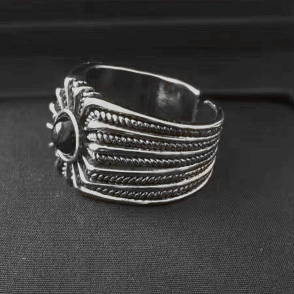 Ring European and American Style Versatile Retro Inlaid Black Agate Abstract Jewelry Ring for Men and Women