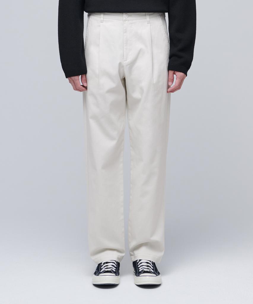 MUSINSA STANDARD One-Tuck Regular Fit Chino Pants [Cream]