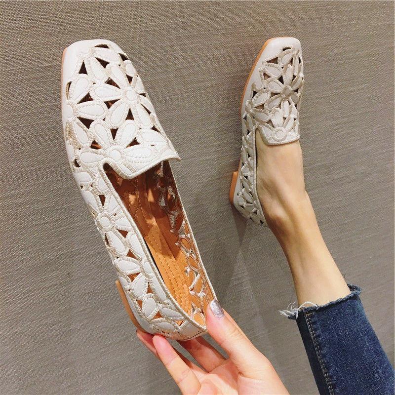 Hollow hole single shoes women's flat bottom fat wide fat feet mother shoes loafers large size ladyshoes Doudou shoes