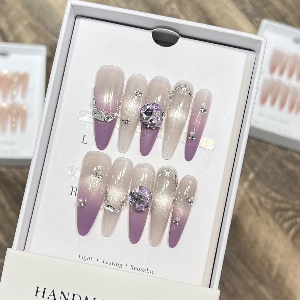 Pure Hand-wearing Armor High-end Purple French Cat Eye Flash Zircon Crushed Diamond Nail Art Fake Nail