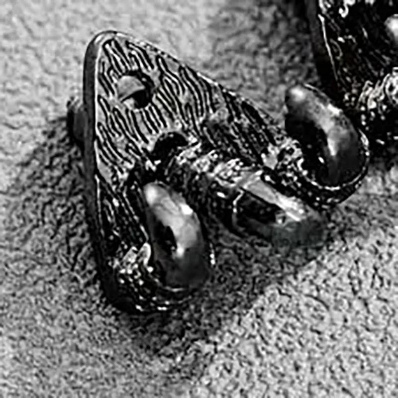 

1 Pair Gothic European and American Deer Antler Earrings Fashion Metal Antlers Pendant Earring Personalized Punk Hiphop Zircon