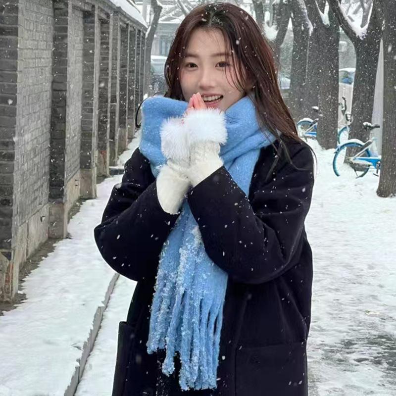Solid Color Atmosphere Scarf Women's Winter New Korean Version Student Versatile Thickened Shawl Warm and White Scarf