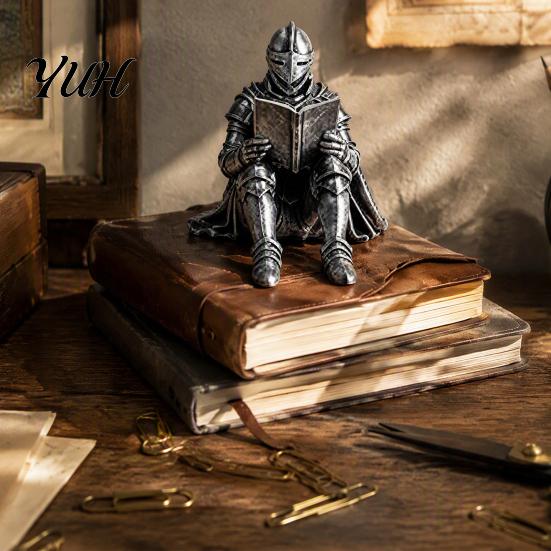Creative Resin Statue Medieval Knight Book Nook Statue, 3D Printed Armored Reading Bookend Figurine, Retro Gothic Bookshelf Ornament for Study Office,