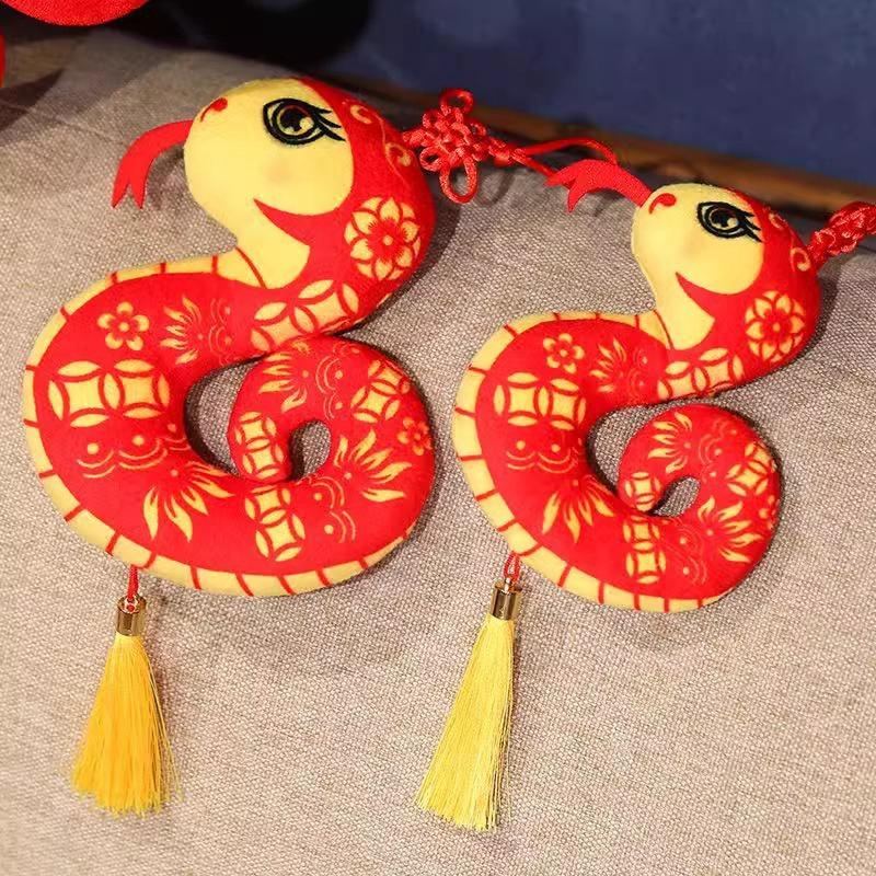 Red Chinese Knots with Tassels Good Fortune Tree Ornaments 2025 Year of Snake Lunar Year Hanging Pendants Spring Festival Decor