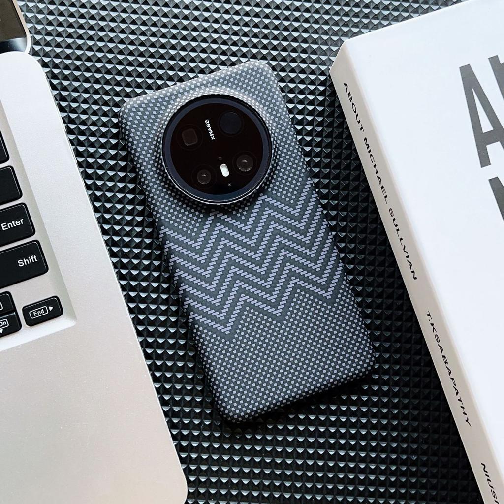 Applicable To Huawei Mate70 Carbon Fiber Pattern Magnetic Mobile Phone Case Pura70 Half Pack Mate60 Matte Anti-drop Sheath