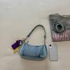 Single-shoulder Cross-body Bag Worn Across The Chest for Going Out, Carrying A Shoulder Bag with A Strap