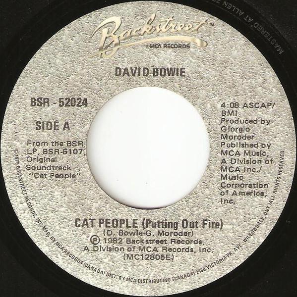

7-дюймовая пластинка DAVID BOWIE Cat People Putting Out Fire BSR52024 Backstreet Reco 1982 Канада Танцевальная Электроника Б/У