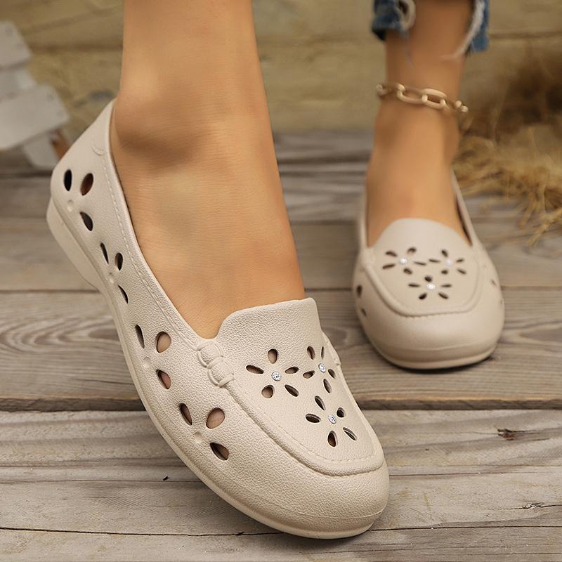 

Fashion New Women s Single Shoes with Summer Hollowed Out Soft Sole for Comfortable Hiking Wear Walking Casual Flat Sandals 2025 40-41