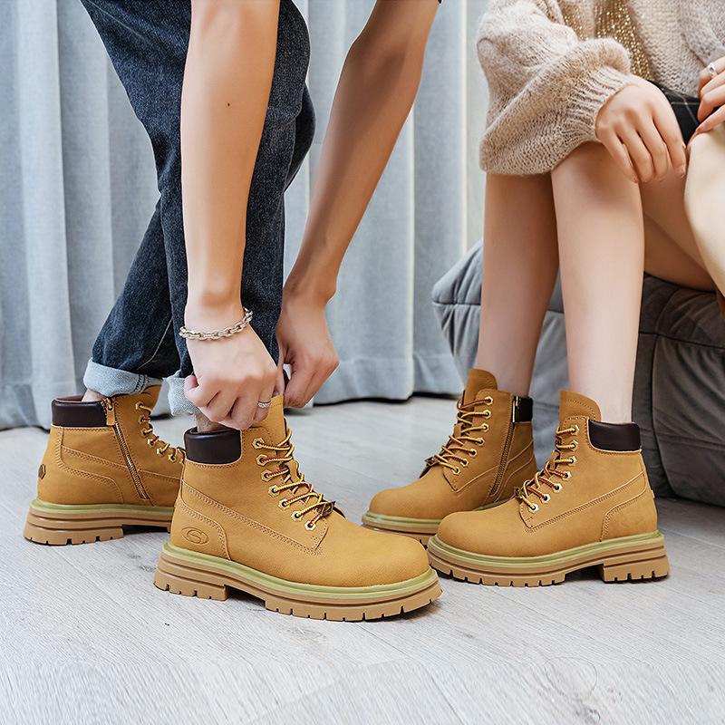 Couple rhubarb boots women's new hollowed-out breathable tooling short boots small size thick-soled inner height-increasing mountaineering boots men