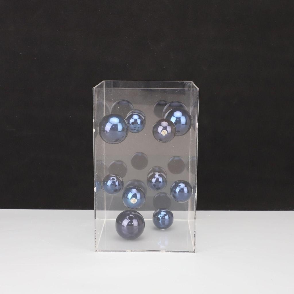 Modern European Light Luxury Acrylic Ball Ornament for Model Room and Office Decor