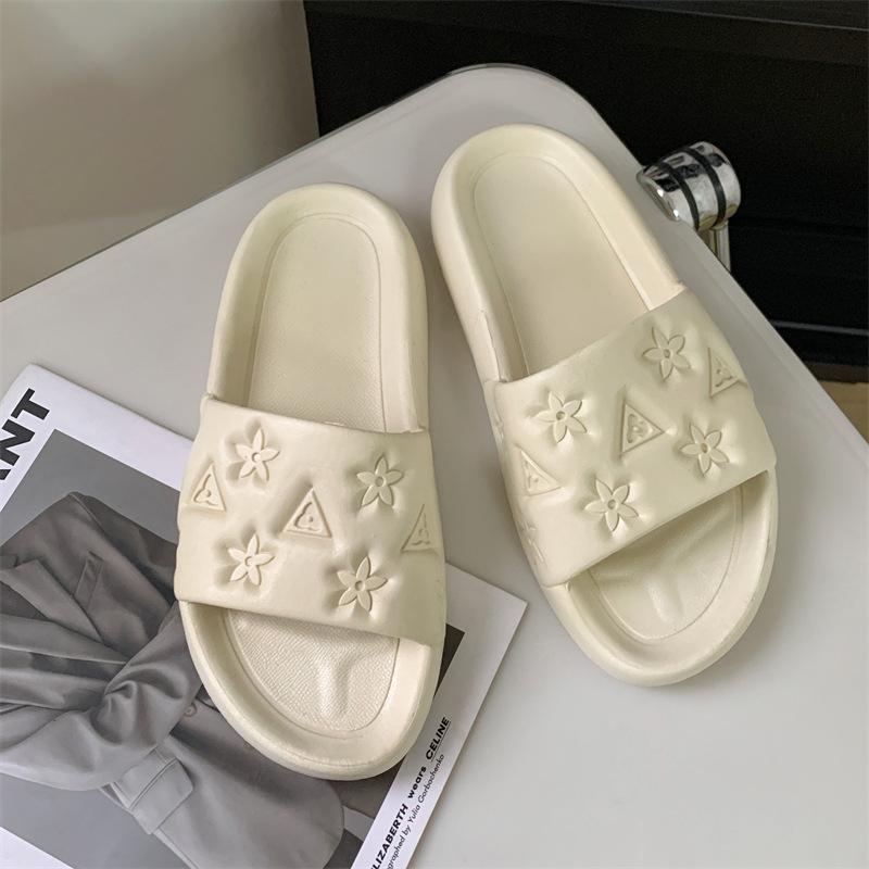 2024 New Summer Girls' Slippers Home Trend Fashionable, Simple, Comfortable, Wear Resistant, Anti Slip Slippers