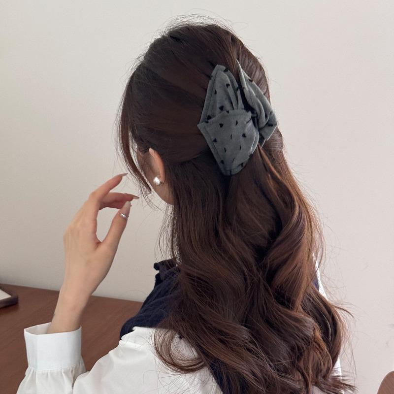 Love Fabric Triangular Hair Clip Large-sized Shark-shaped Hair Clip for Braiding At The Back of The Head
