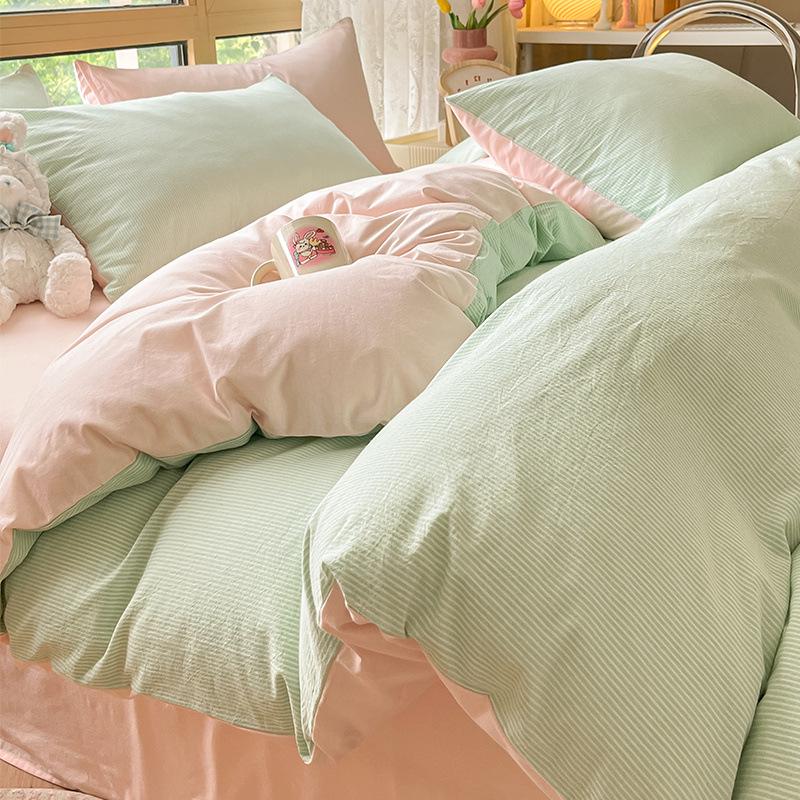 Minimalist 2025 Style Pure Cotton Bedding Set: Includes Duvet Cover, Fitted Sheet, and Pillowcases for Winter.