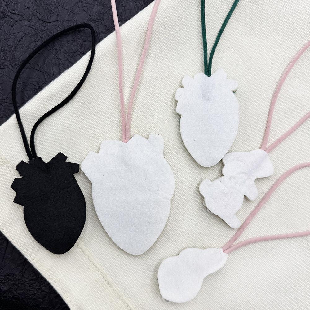 Handmade Rabbit Flower Heart Beaded Patch Key Chain Bag Charming Pendant Hang Lanyard Decoration Diy Clothing Applique Patches