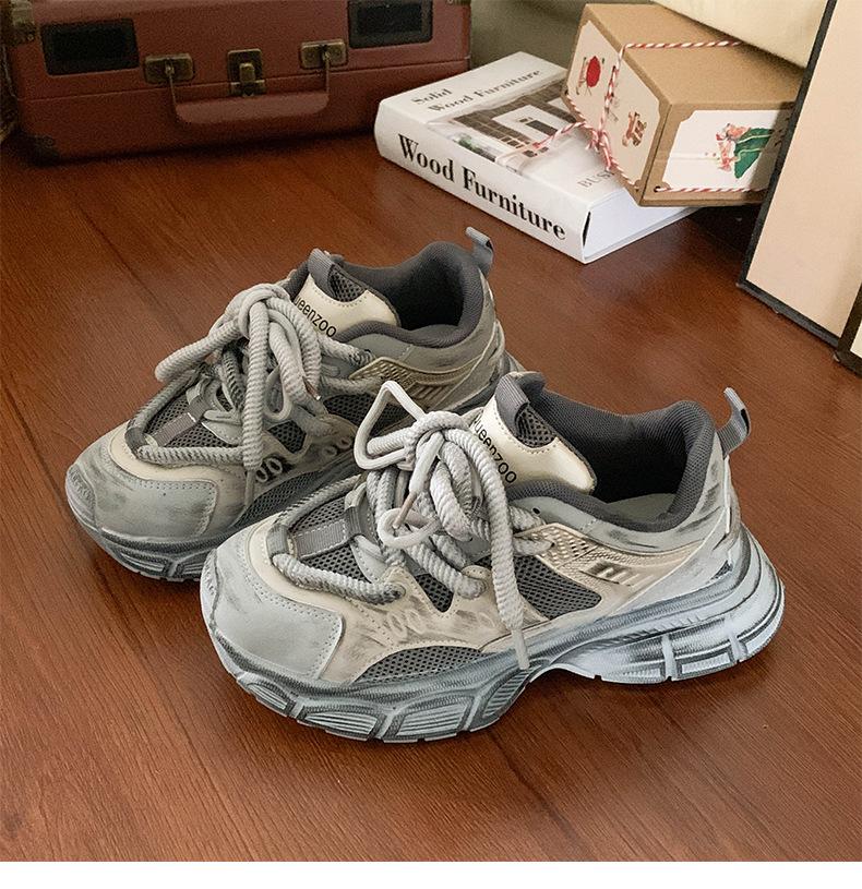 

Легкие нескользящие кроссовки на платформе женские 2025 новые летние модели дышащие ретро универсальные увеличивающие рост популярные папины туфли 40 серый