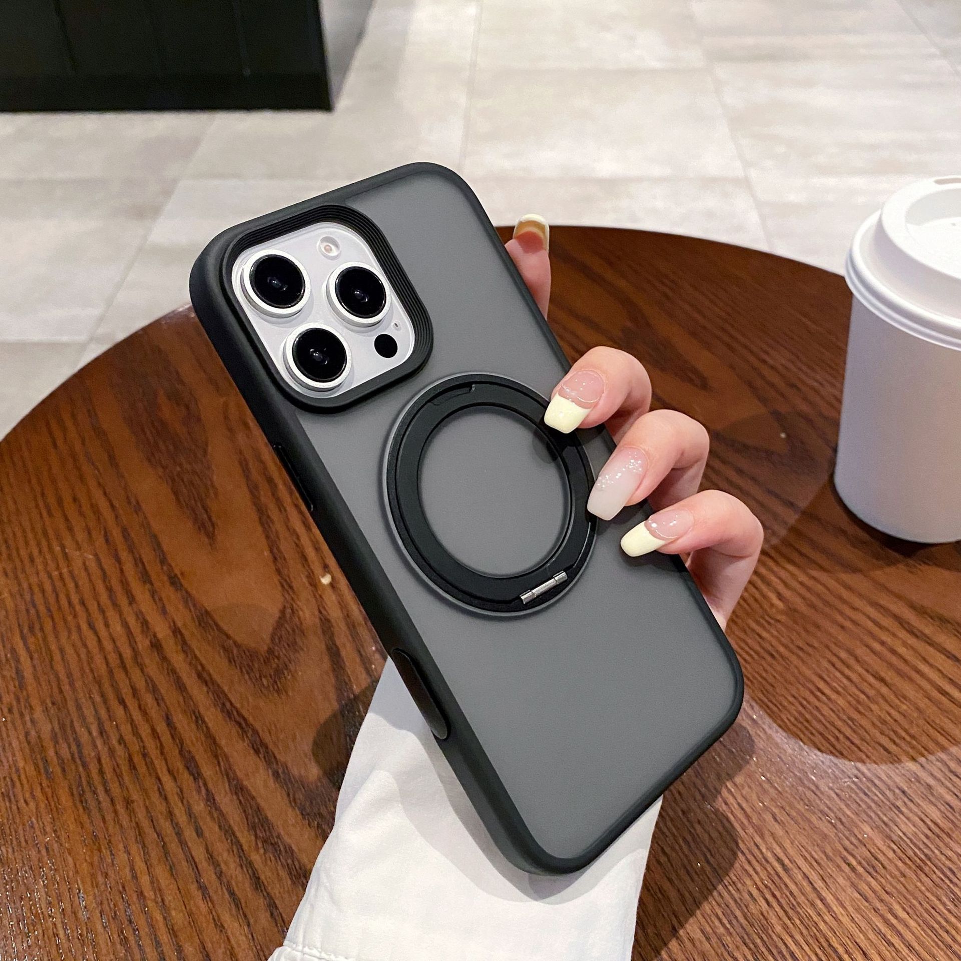 

Вращающийся на 360 градусов кронштейн Phantom, подходящий для чехла для мобильного телефона iPhone 16, защитный чехол с большим отверстием с магнитной фиксацией для Apple 15 ProMax iPhone13promax