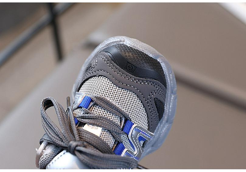 Kids' Breathable Mesh Sport Shoes, Spring & Autumn Collection - Soft Sole Running Sneakers for Boys & Girls