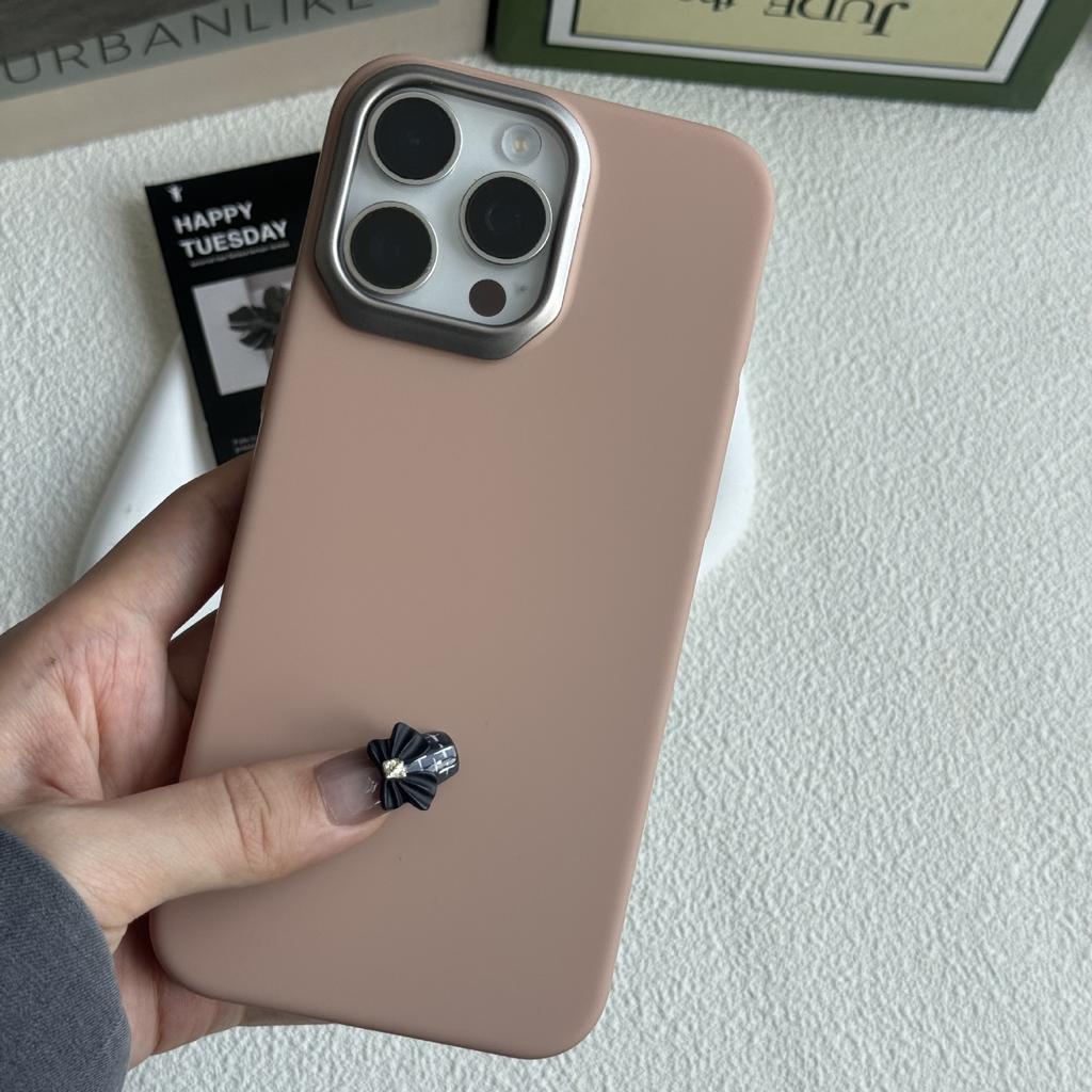 Premium matte case metal lens for iPhone16Pro max mobile phone case Apple 15 new 14/13
