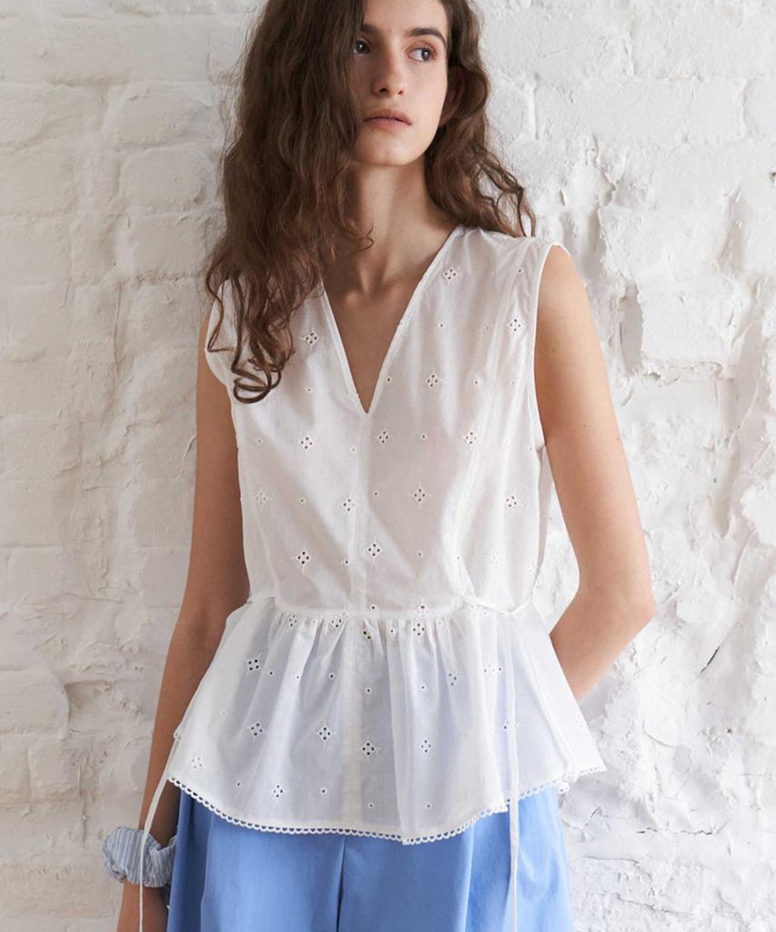 THERYE Flared Sleeveless Blouse(White)