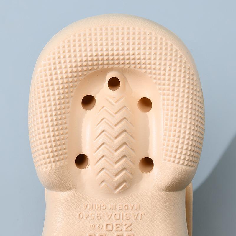 Classic Cloud Thick-soled Hole Shoes Female Cute Sweet Baotou Beach Cool Slippers Female