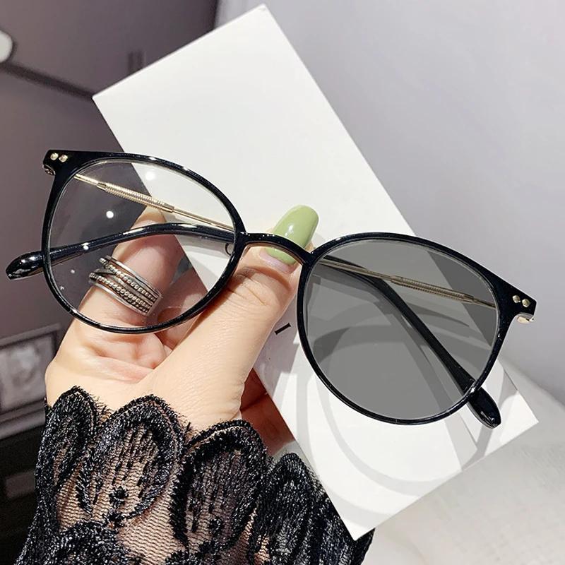 Women Luxury Photochromic Glasses Fashion Blue Lamp Blocking Finished Myopia Glasses Trendy Color Changing Sunglasses Diopters