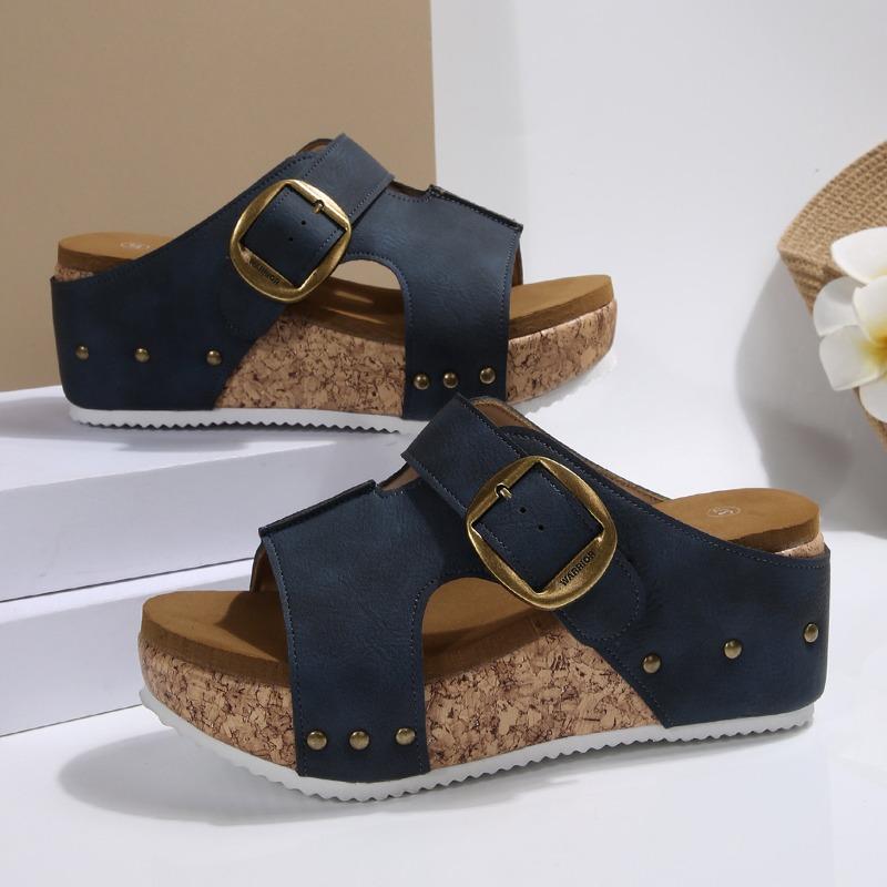 

New summer large-size slippers, out-of-season buckle with thick bottom slope heel, casual beach women s cool slippers 43 синий
