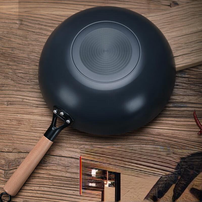 Wutuo 32cm Uncoated Iron Wok for All Stovetops