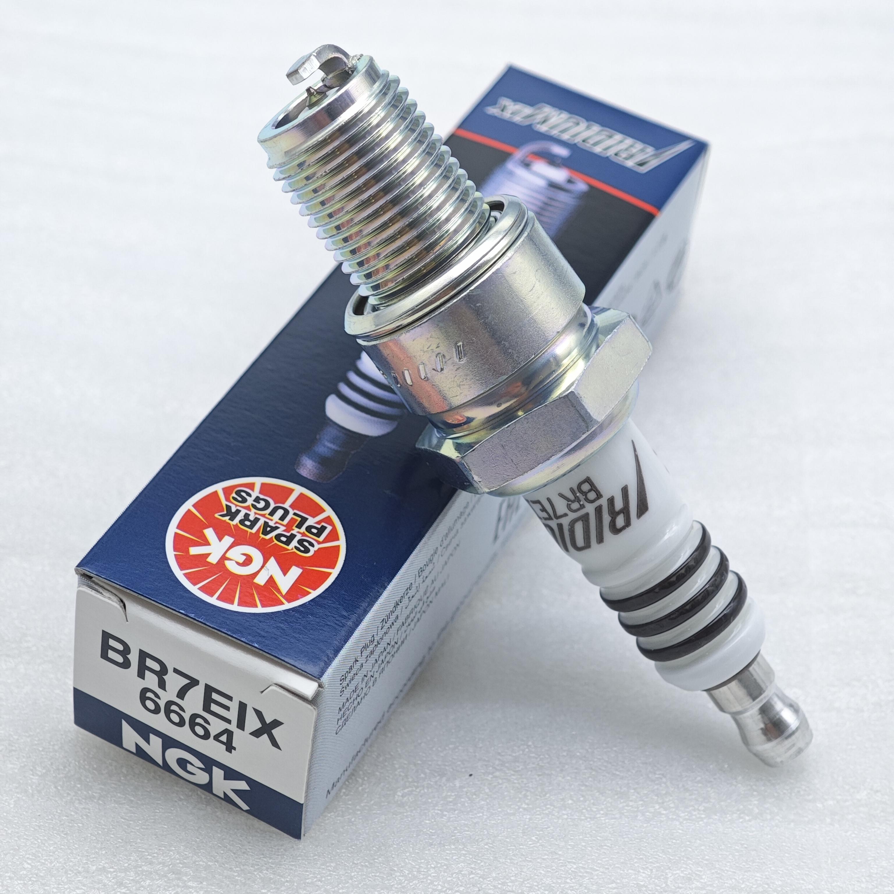 1pcs BR7EIX 6664  Iridium IX Spark Plug Upgrade BR7ES B7ES 1pcs BR7EIX
