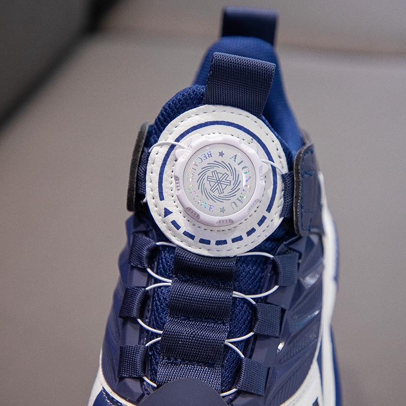 Children's sports shoes are fashionable and versatile, cool, personalized basketball shoes, rotating button shoes, design sense, high-value men's sole