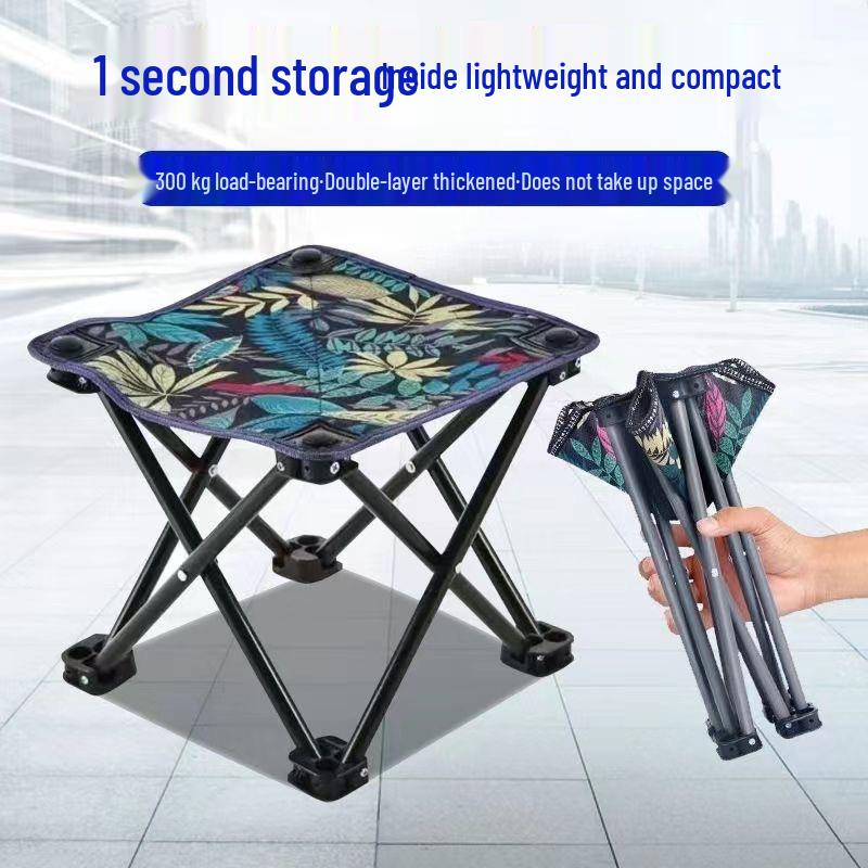 Portable Folding Stool for Art Students and Outdoor Use - Ideal for Sketching, Picnics, BBQs, and Train Travel