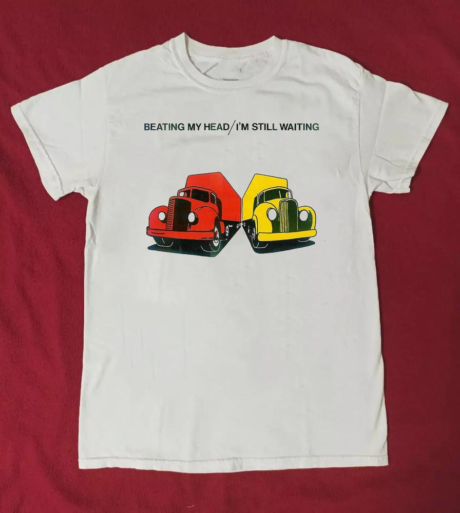 I#039;m Still Waiting  Red Lorry Yellow Lorry Tshirt All size S to 5XL QT1030 Unisex T-Shirt S