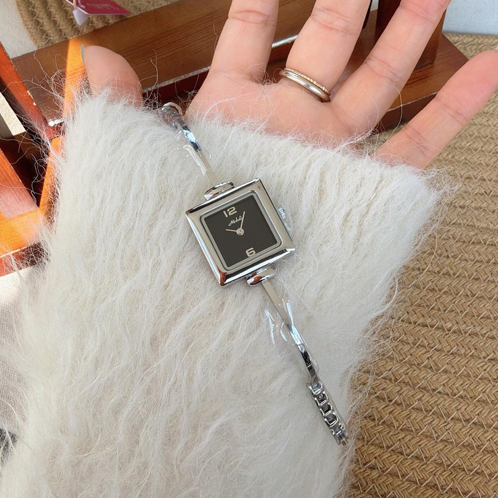 Square Steel Strap Bracelet Watch, Thin Strap Small Gold Watch Temperament Light Luxury Watch