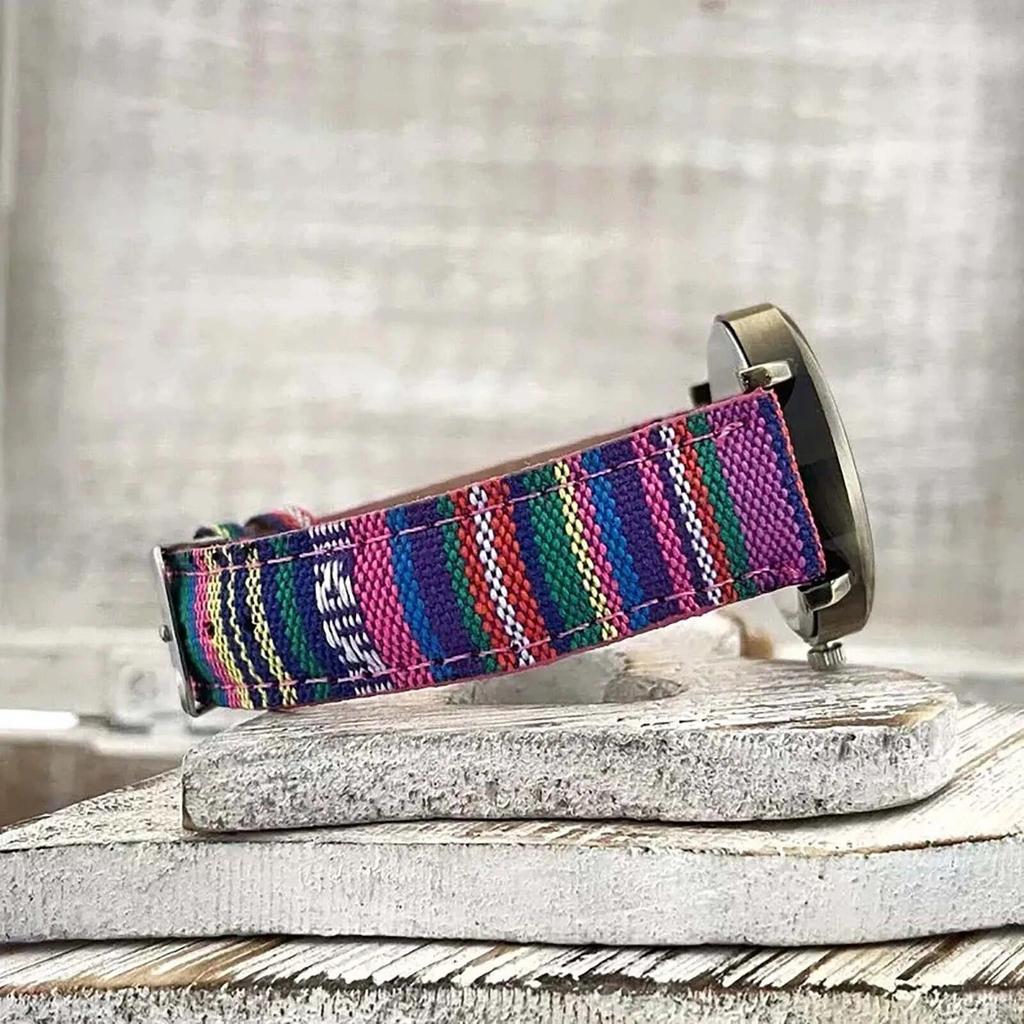 Montres de mode pour femmes avec motif arc-en-ciel multicolore, bracelet à main, bijoux