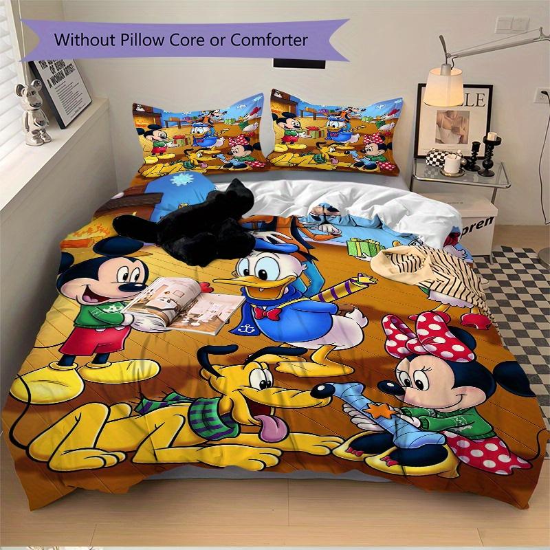 3pcs Merry Christmas Mickey and Friends Bedding Set - 1 Soft Quilt Cover + 2 Pillowcases, Machine Washable - Suitable for All Seasons, Perfect Gi