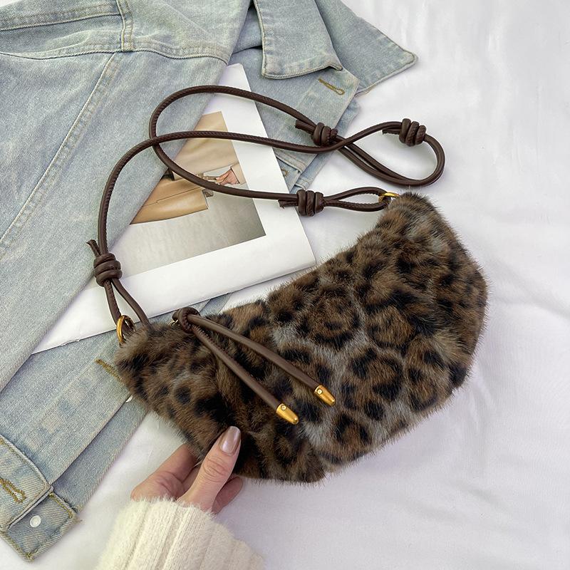 Leopard Print Faux Fur Shoulder Bag Vintage Women Plush Warm  Adjustable Strap Crossbody Bag CLE