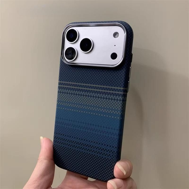 

Magnetic Magnets Case for iPhone 16 17 Pro Max 15 Carbon Fiber Phone Cover Charging Alloy Lens Camera Protection Hard PC Carcasa iPhone 15