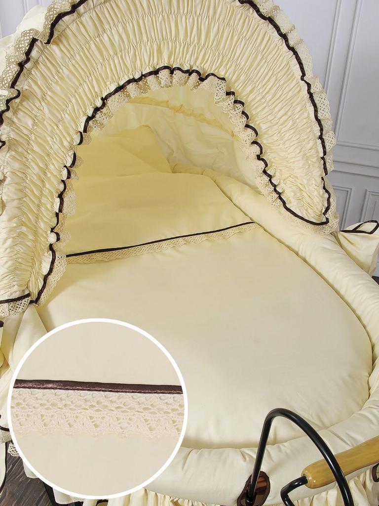 Retro Emma Moses Basket - Natural + Cream Lace Bedding