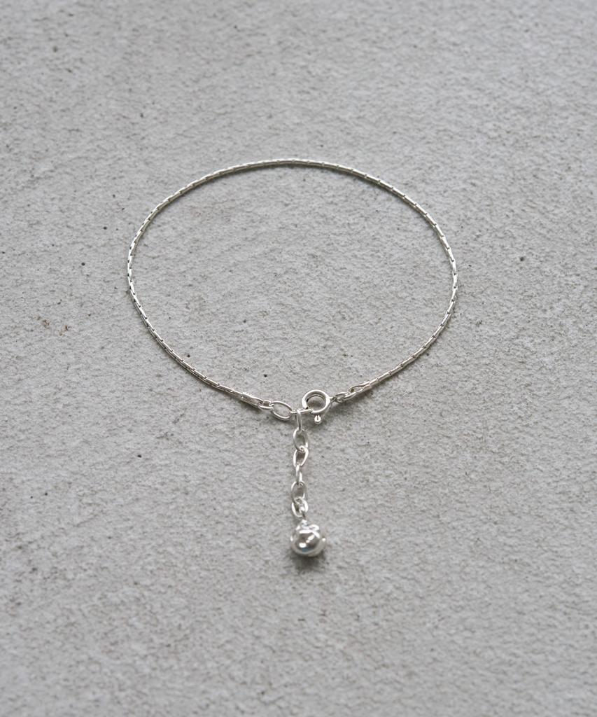 Touchéd Pebble Bracelet 01