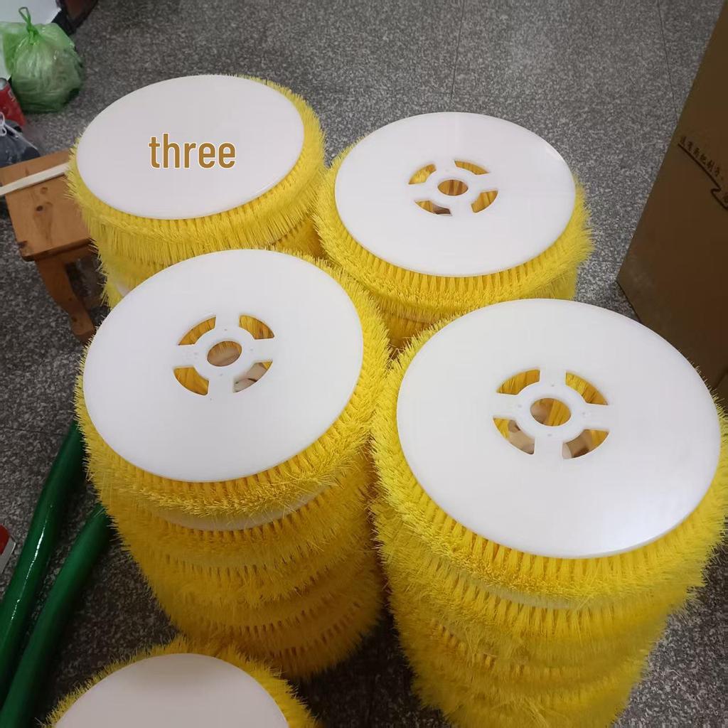 Dual-Head Electric Cleaning Brush for Solar Panels