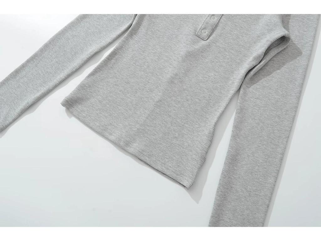 Women's White Slim Fit Henley Collar Long Sleeve T-Shirt – Perfect Waist-Cinching Base Layer for Autumn and Winter.