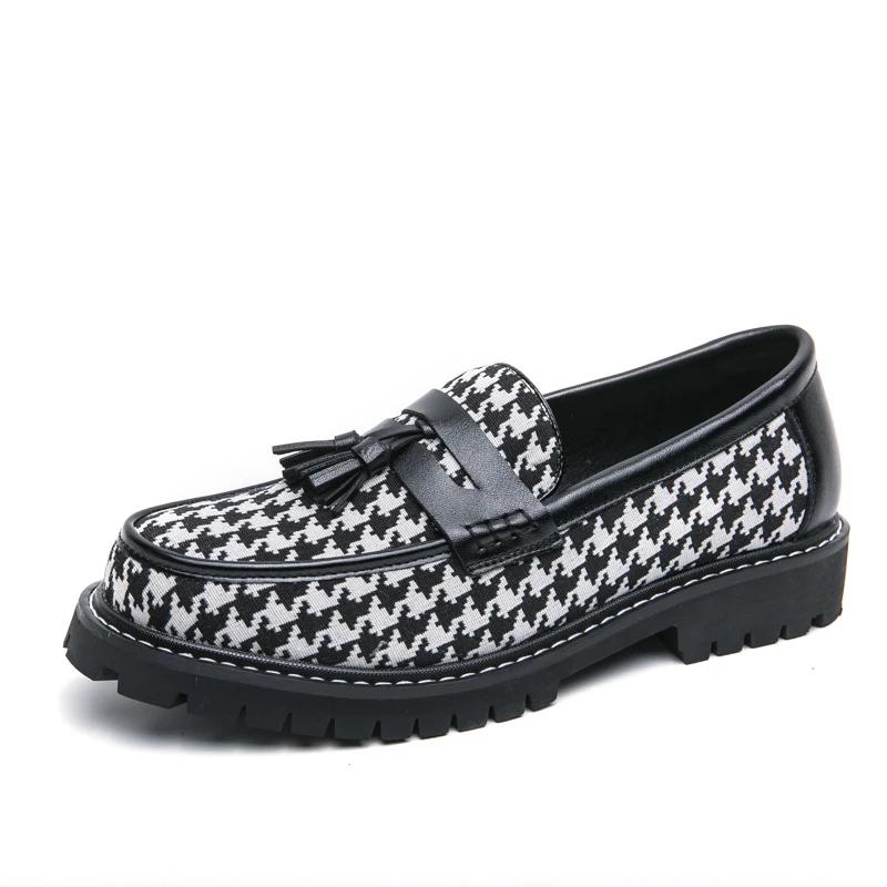 Fashion 2025Fashion Men Casual Leather Shoe High Quality Classic Business Dress Shoe Outdoor Antiskid Casual Flat Designer Tassel Loafer
