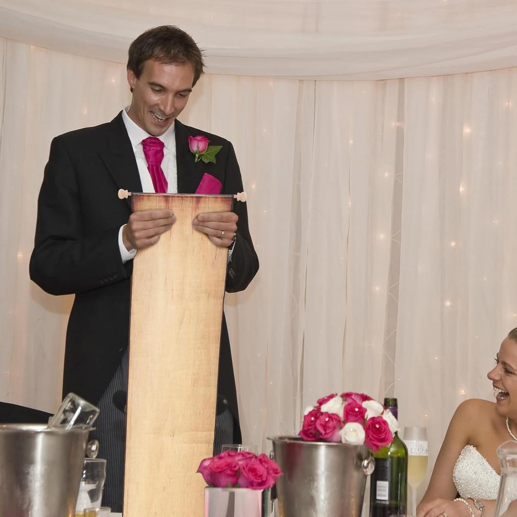 Epakh 2 Pack Blank Paper Scrolls 9 x 144 Inches Wrapped on Wood Rod for Writing, Drawing, Calligraphy, Wedding Vows, Cosplay Prop, Renaissance