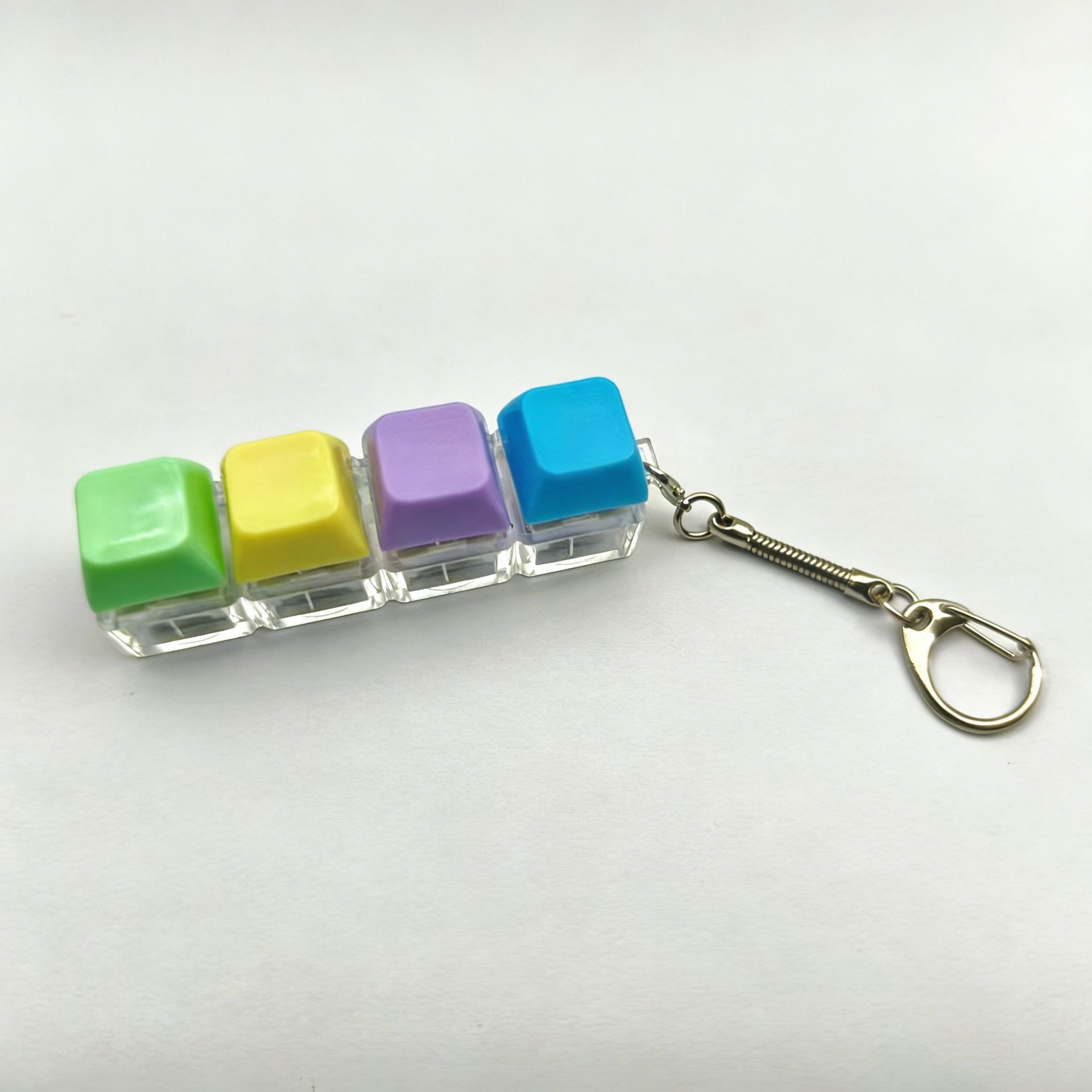 

Transparent Button Decompression Toy Mechanical Keyboard 4 Keys Luminous Decompression Keycap Keyboard Keychain Decompression Button Without light