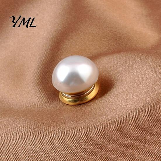 No Sew Cardigan Button 2Pcs Faux Pearl Magnetic Clothes Button, Fake Cat Eye Stone Brooch Set Safety for Shirts Scarf Shawl, Decorative Clothing