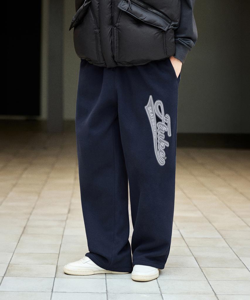 FLUKE Cursive Embroidered Logo Sweatpants Navy Ftp211