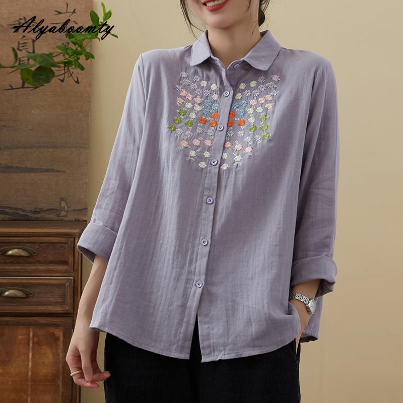 

Весна Осень Женская Хлопковая Базовая Блузка Отложной Воротник Серый Синий Белый Розовый Свободная Рубашка Винтажная Цветочная Вышивка Элегантная Блузка M серый