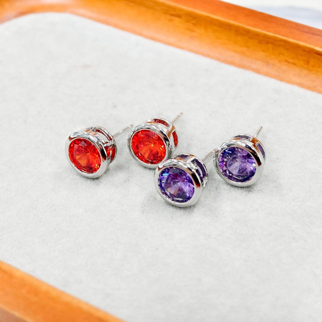 Gessen Elegante Geometrische Ohrstecker mit Zirkonia-Zargenfassung