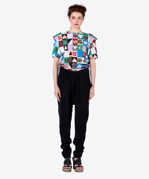 GREEDILOUS Padded Shoulder T-Shirt