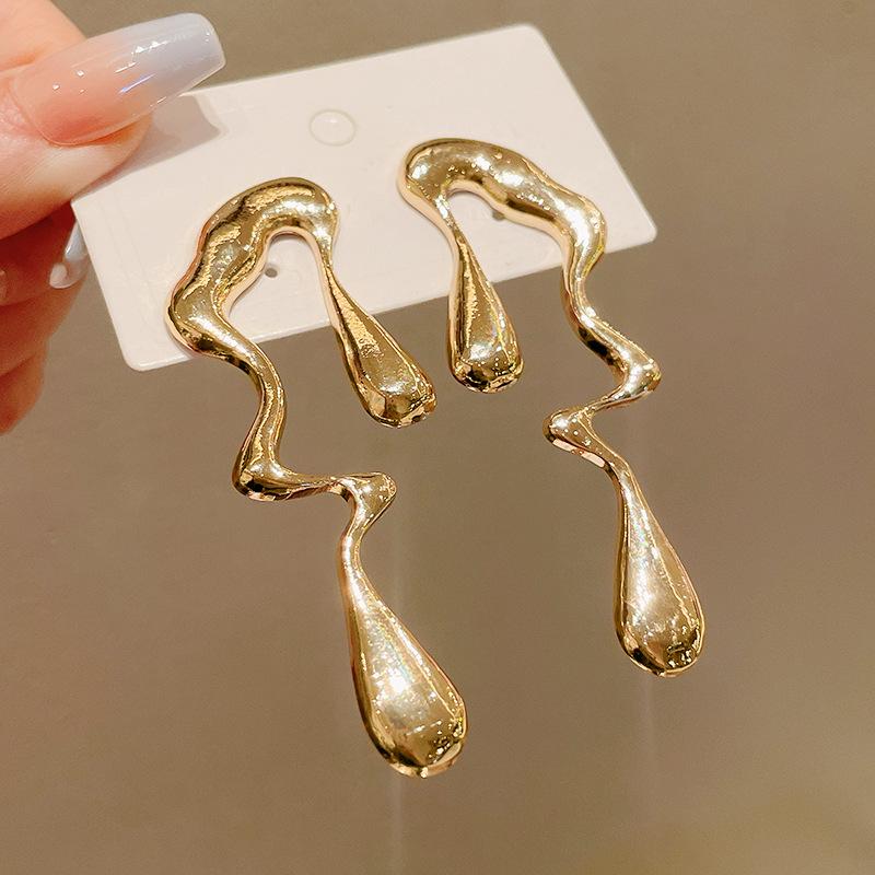 Silver needle metal irregular water drop earrings personality exaggerated cold wind stud earrings niche design sense earrings women
