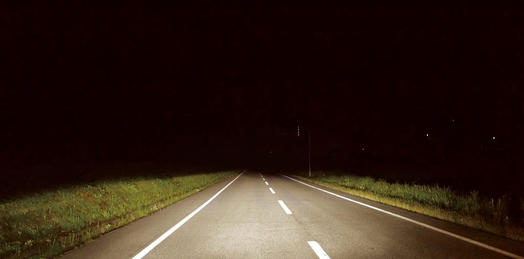 Nissei Kogyo POLARG vysoce účinná halogenová žárovka pro světlomet 12V60/55WH44200K 2 kusy M-93P0894W Kompatibilní s importovanými vozy Kompatibilní s